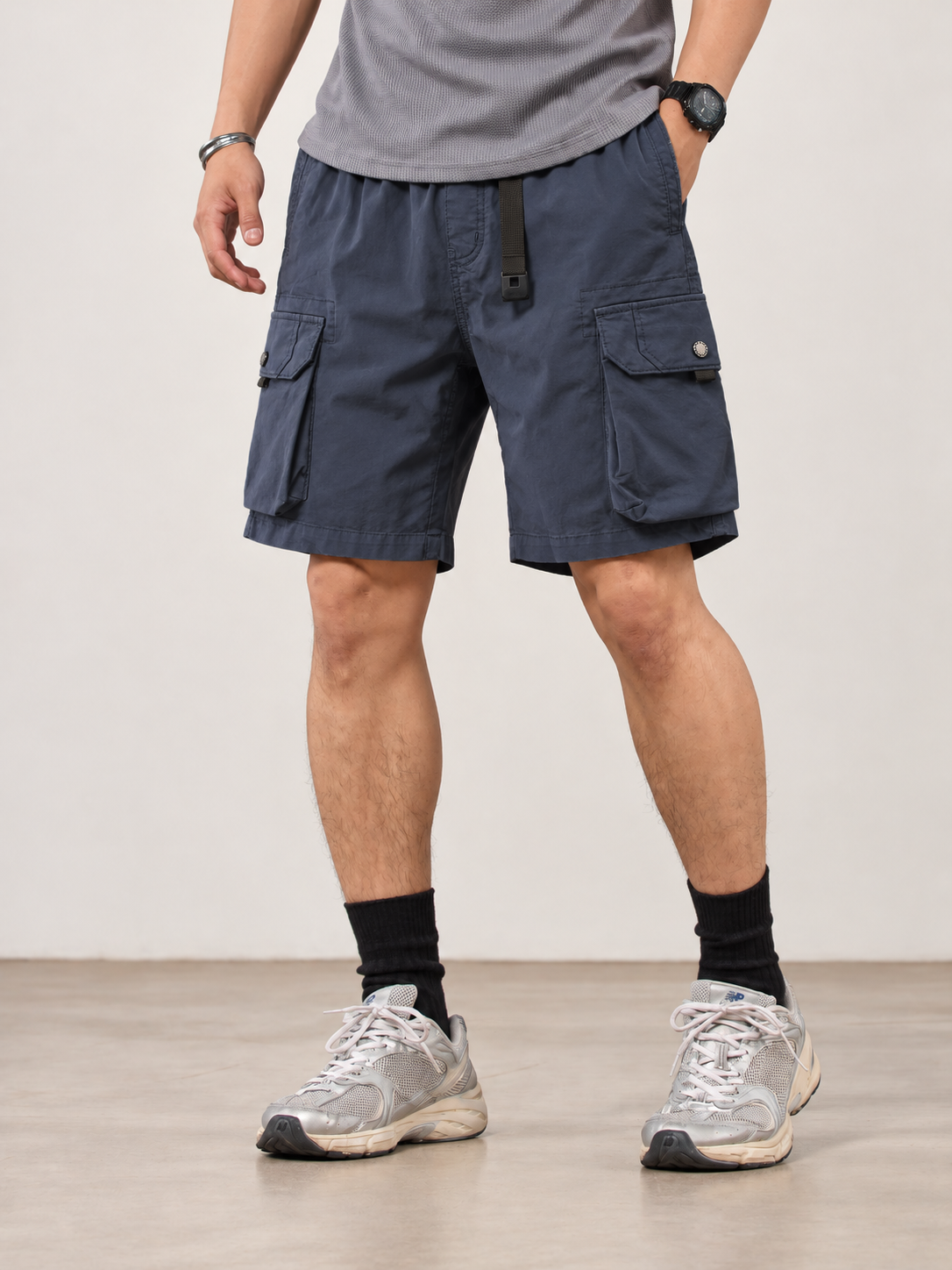 Men's Casual Belted Cargo Shorts with Multi-Pocket Design — Men's Casual Belted Cargo Shorts with Multi-Pocket Design