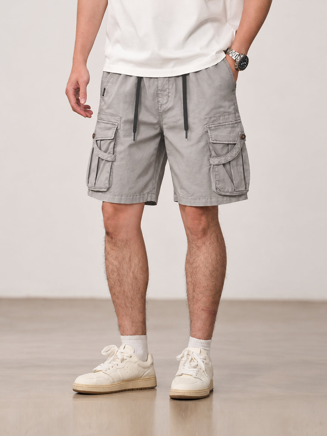 Men's 3D Pocket Decorative Tab Detail Cargo Shorts — Men's 3D Pocket Decorative Tab Detail Cargo Shorts