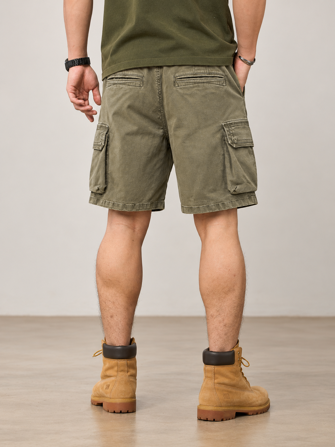 Men's Vintage Cargo Shorts with Multi-Pocket Design — Men's Vintage Cargo Shorts with Multi-Pocket Design